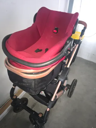 Carrito de bebé Kesser en perfecto estado