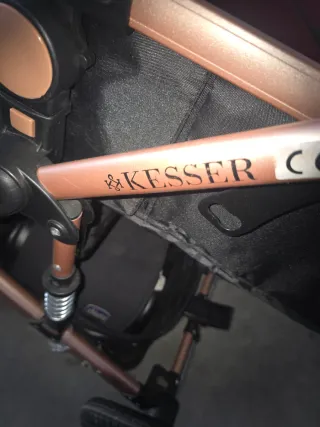 Carrito de bebé Kesser en perfecto estado