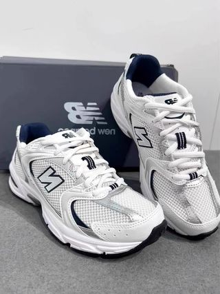 New Balance 530 Plata/Blanco Talla 37