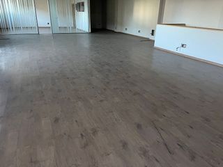 Nave industrial en alquiler en Canovelles