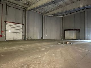 Nave industrial en alquiler en Canovelles