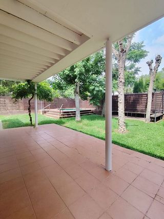 Chalet en venta en Almensilla