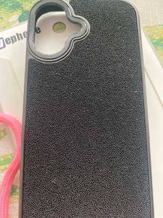 Funda Wephone IP 16 Negra con Cuerda Rosa