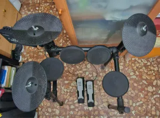 Batería Electrónica Yamaha dtx 402K