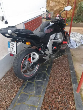 Kawasaki Z750 Negra itv hasta 2027 año 2007