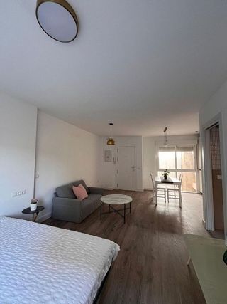 Piso en venta en Gamarra - La Trinidad en Málaga