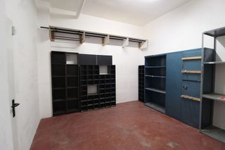 Local comercial en venta en Zona Concordia en Burjassot