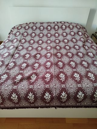 Copriletto matrimoniale artigianale