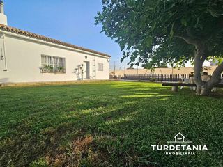 Chalet en alquiler en Centro - Norte en Chipiona