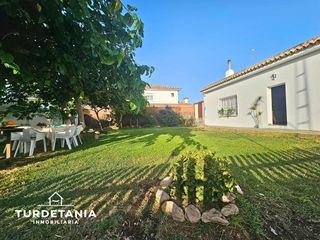Chalet en alquiler en Centro - Norte en Chipiona