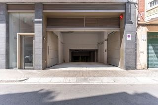Garaje en alquiler en Eixample en Mataró