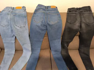 Lote 3 Vaqueros Stradivarius/Pull&Bear T-32