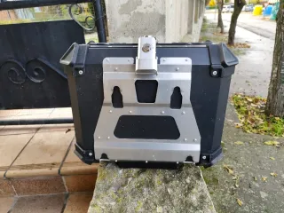 Baúl Top Case Moto 20L Negro