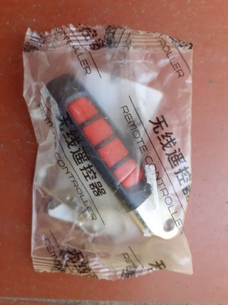 Mando garaje universal control remoto 4 botones