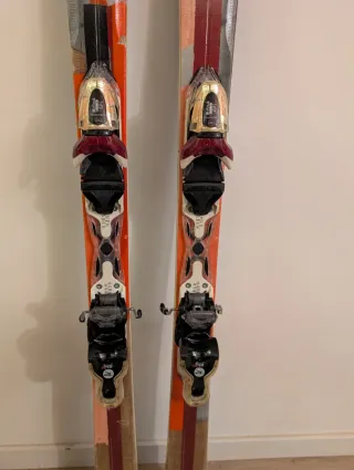 ESQUIS 156 ROSSIGNOL