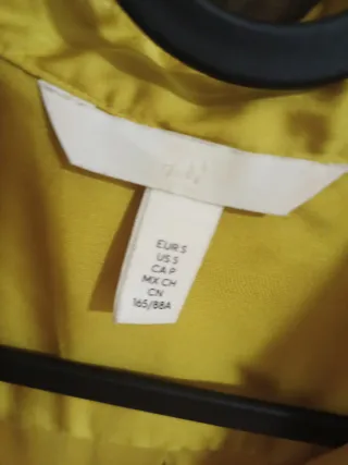 Camisa H&M Amarilla Satinada Talla M