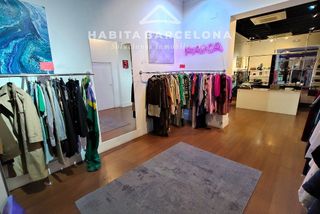 Local comercial en alquiler en Sant Pere, Santa Caterina i la Ribera en Barcelona