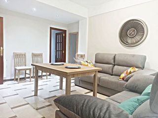 Piso en alquiler en Hospital en Jaén