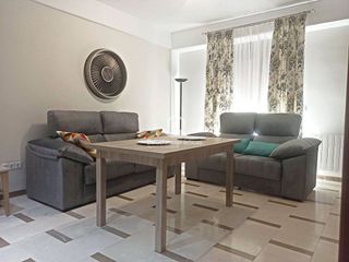 Piso en alquiler en Hospital en Jaén