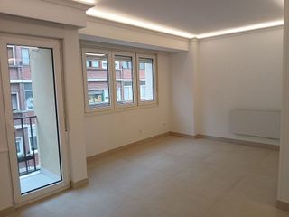 Piso en alquiler en Centro en Gijón