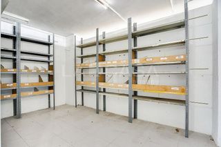 Local comercial en venta en Gavarra en Cornellà de Llobregat