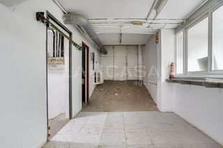 Local comercial en venta en Gavarra en Cornellà de Llobregat