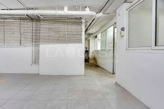Local comercial en venta en Gavarra en Cornellà de Llobregat