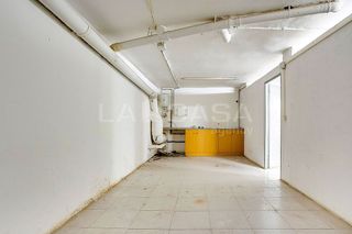 Local comercial en venta en Gavarra en Cornellà de Llobregat