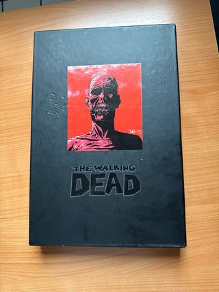 Walking Dead Omnibus Volume 1