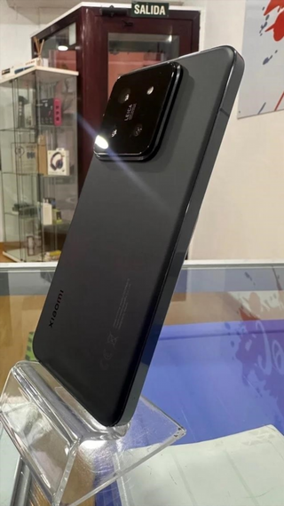 Xiaomi 14 Negro 512GB 12GB RAM Seminuevo