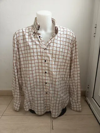Camisa de hombre a cuadros
