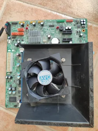 Placa base Lenovo N1996 - IH61M