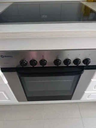 Conjunto Horno y Vitrocerámica Balay