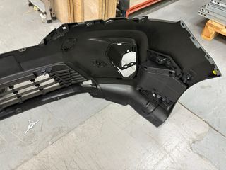 Paragolpes delantero Nissan Townstar