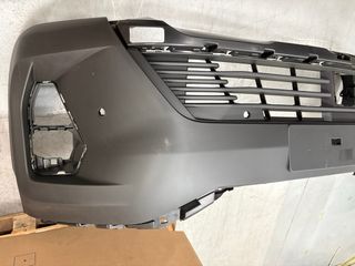 Paragolpes delantero Nissan Townstar