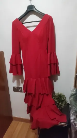 Vestido flamenco rojo volantes