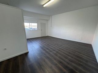 Local comercial en venta en La Constitución - Canaleta en Mislata