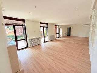 Chalet en alquiler en Piovera - Conde Orgaz en Madrid