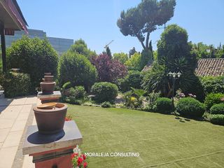 Chalet en alquiler en Piovera - Conde Orgaz en Madrid