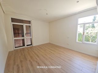 Chalet en alquiler en Piovera - Conde Orgaz en Madrid