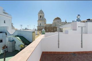 Piso en alquiler en Ayuntamiento - Catedral en Cádiz