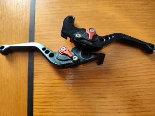 Manetas de Freno Negras