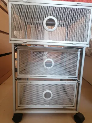 Carrello metallico da ufficio con ruote