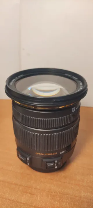 Objetivo Sigma 17-50mm f2.8 EX DC OS HSM