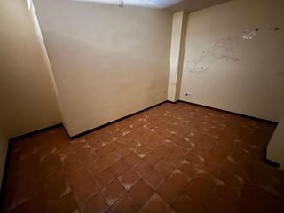 Local comercial en venta en Úbeda