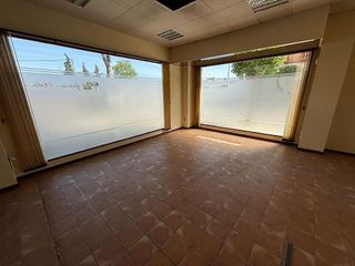 Local comercial en venta en Úbeda