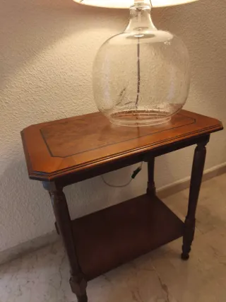 Mesita auxiliar madera con cajón