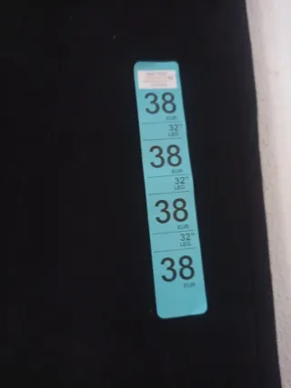 Pantalón negro Talla 38