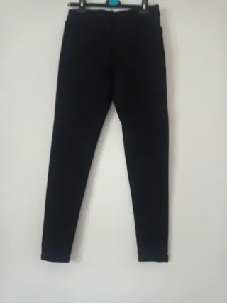 Pantalón negro Talla 38