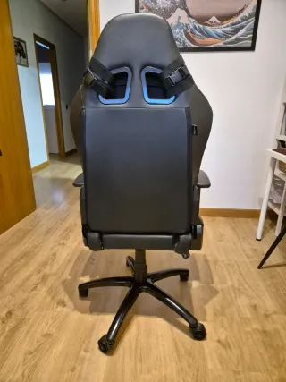 Silla Gaming NewSkill Negra